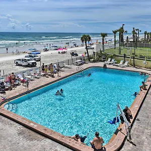 Beachfront Daytona Studio, Close To Parks! Daytona Beach